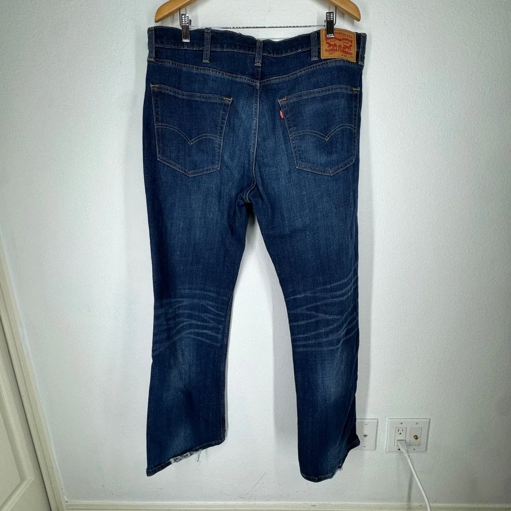 Levis levis whiskered